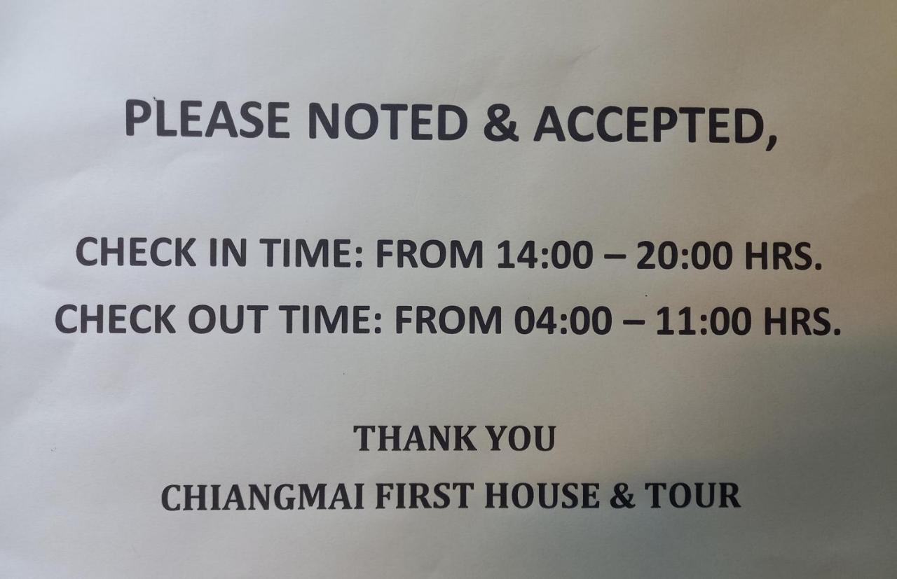 Chiangmai First House & Tour Hostel - Chiang Mai — Photos 1