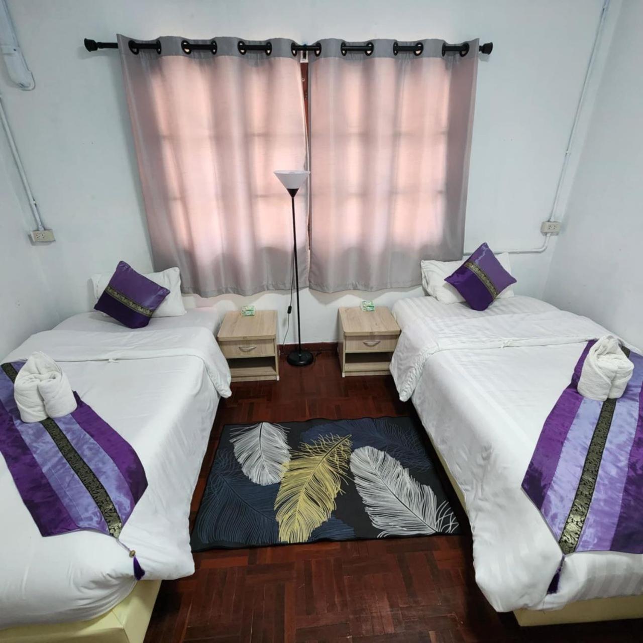 Chiangmai First House & Tour Hostel - Chiang Mai — Photos 3